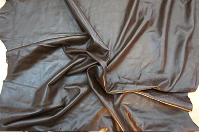 Коричневая глянцевая кожа Козы. Турция. Купить в Астане в Ателье Золотое Руно